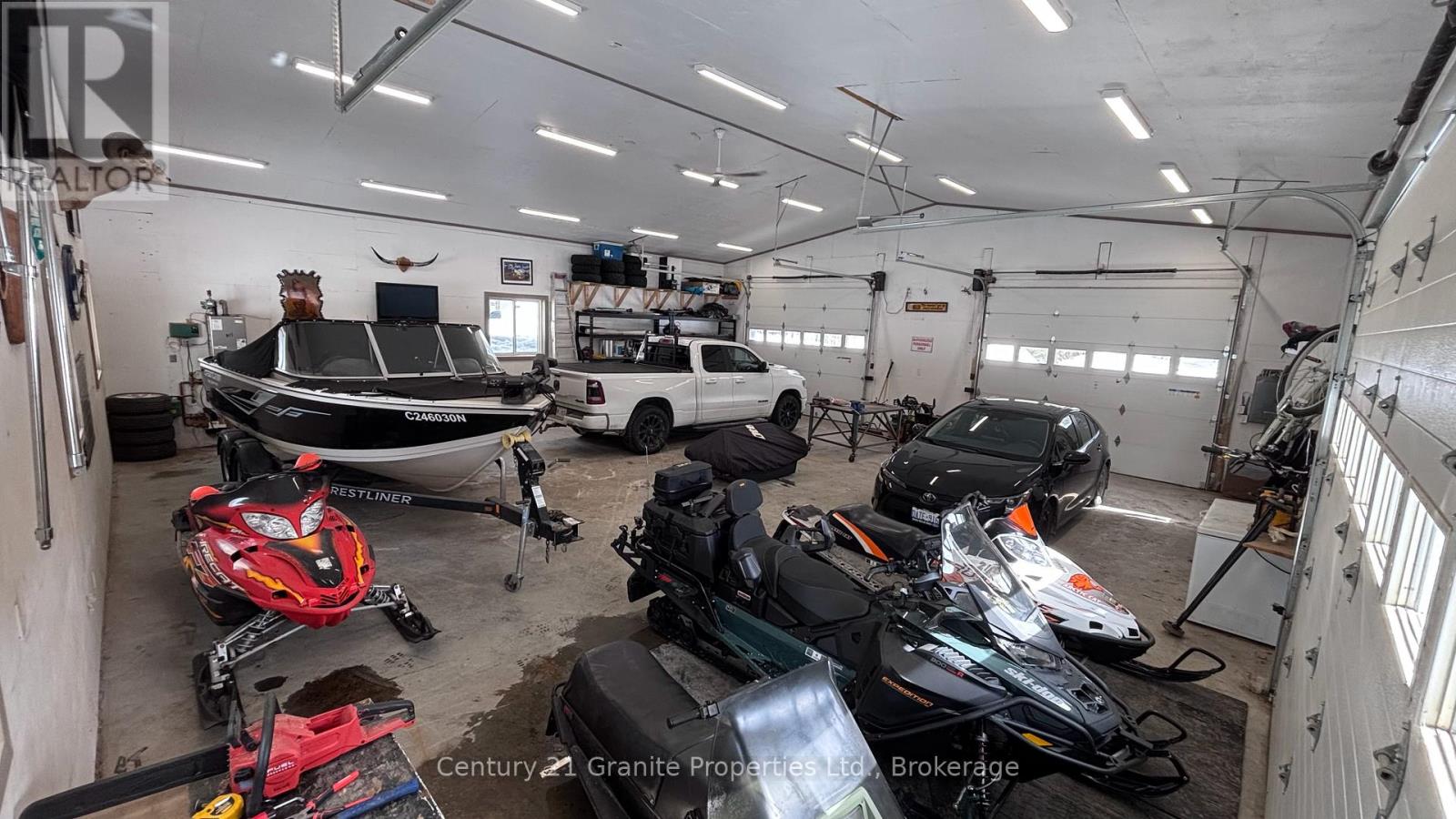 4 Bartlett Drive, Seguin, Ontario  P2A 2W8 - Photo 15 - X12433716