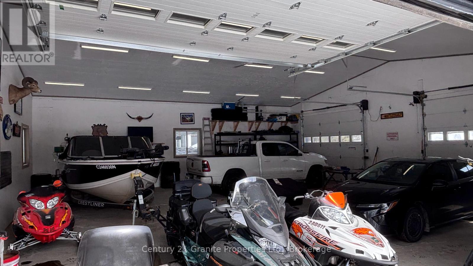 4 Bartlett Drive, Seguin, Ontario  P2A 2W8 - Photo 16 - X12433716