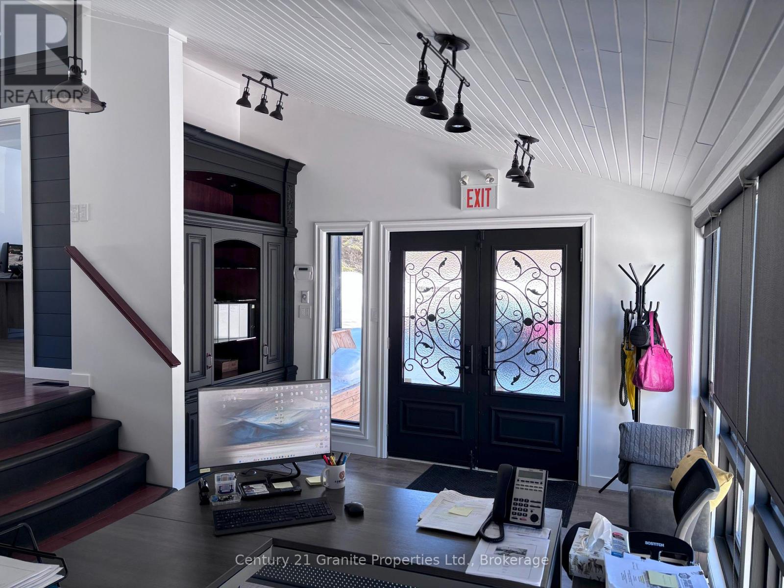 4 Bartlett Drive, Seguin, Ontario  P2A 2W8 - Photo 18 - X12433716