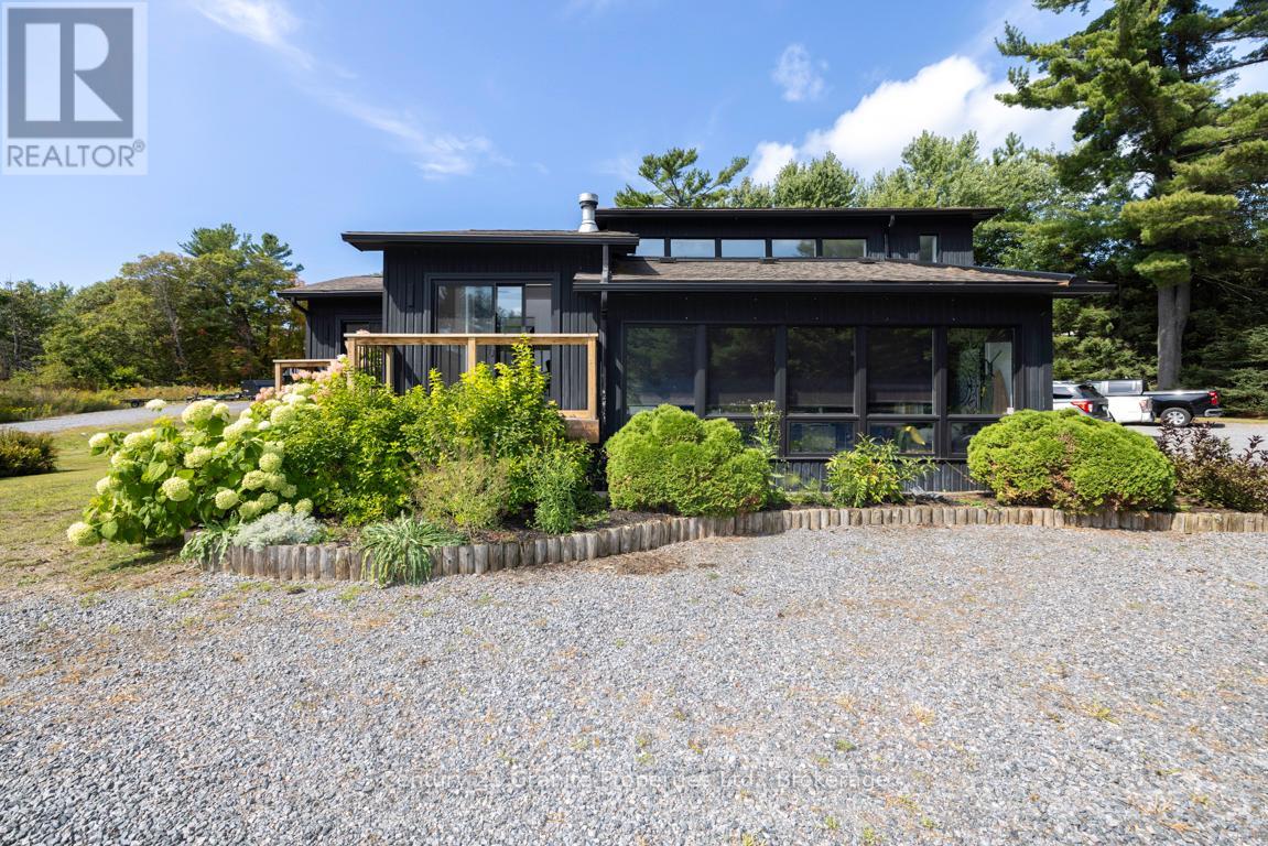 4 Bartlett Drive, Seguin, Ontario  P2A 2W8 - Photo 2 - X12433716