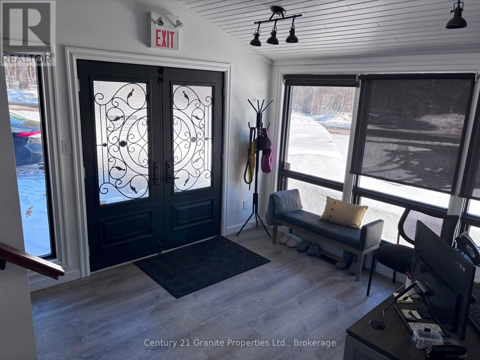 4 Bartlett Drive, Seguin, Ontario  P2A 2W8 - Photo 20 - X12433716