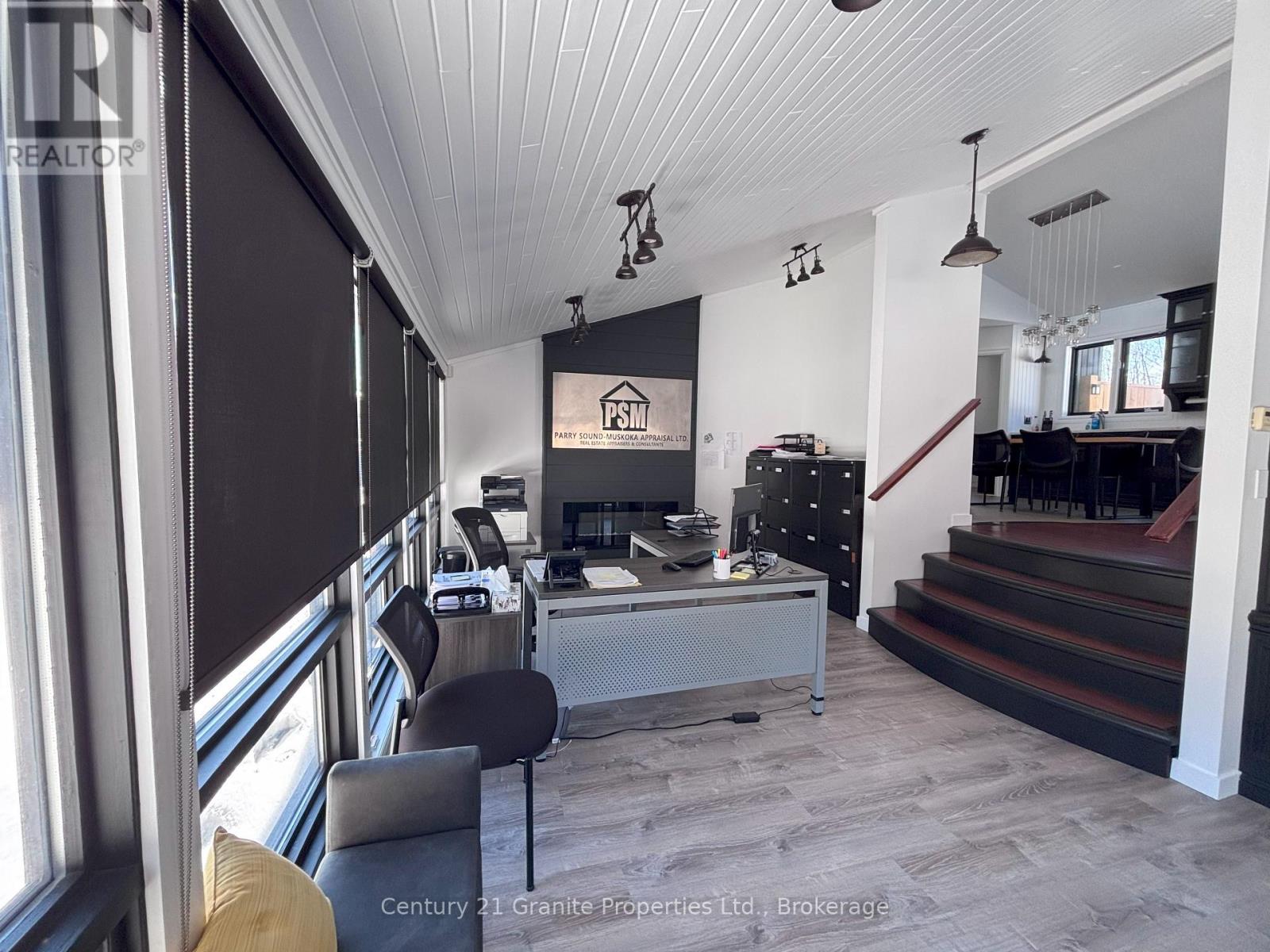 4 Bartlett Drive, Seguin, Ontario  P2A 2W8 - Photo 21 - X12433716