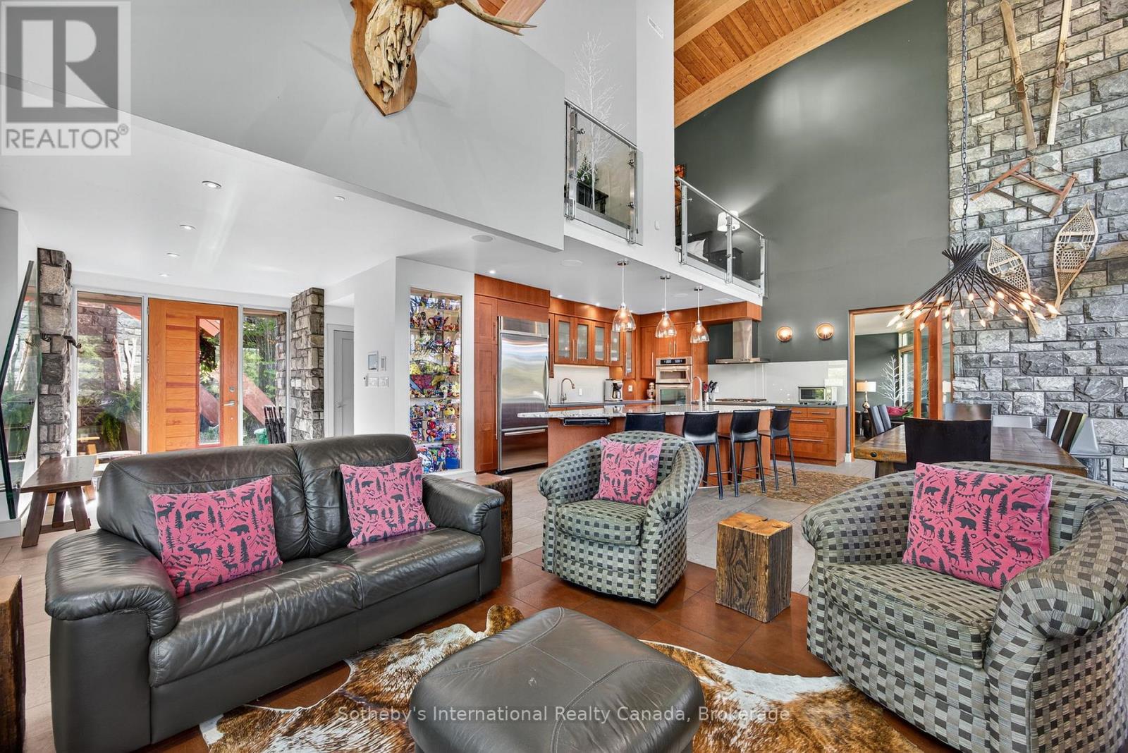 463 Otter Lake Road, Huntsville, Ontario  P1H 2J3 - Photo 14 - X12434776