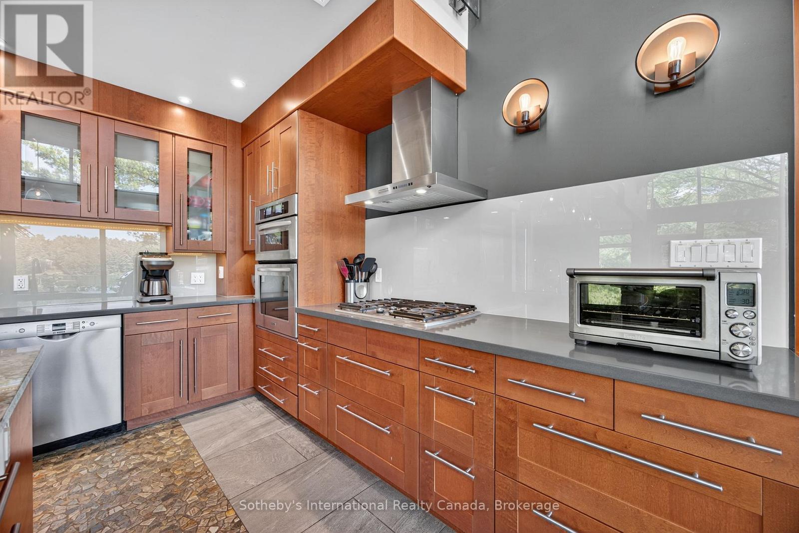 463 Otter Lake Road, Huntsville, Ontario  P1H 2J3 - Photo 18 - X12434776