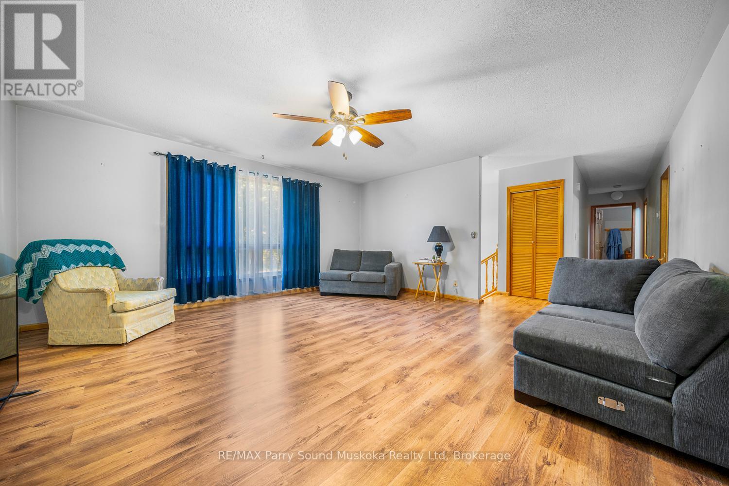 59 Black Road, Seguin, Ontario  P2A 2W8 - Photo 9 - X12435689