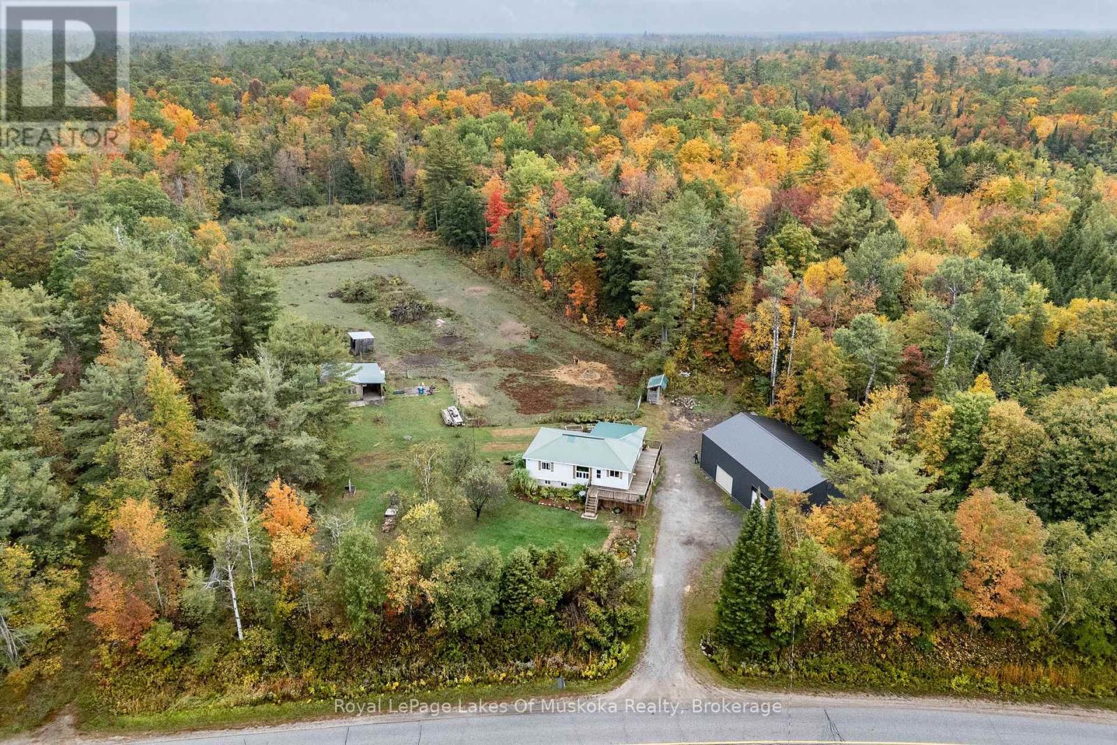 1741 Doe Lake Road, Gravenhurst, Ontario  P1P 1R3 - Photo 1 - X12436208
