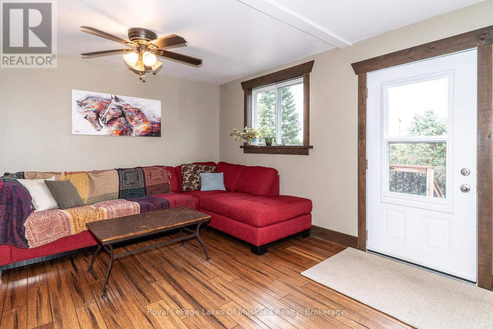 1741 Doe Lake Road, Gravenhurst, Ontario  P1P 1R3 - Photo 8 - X12436208