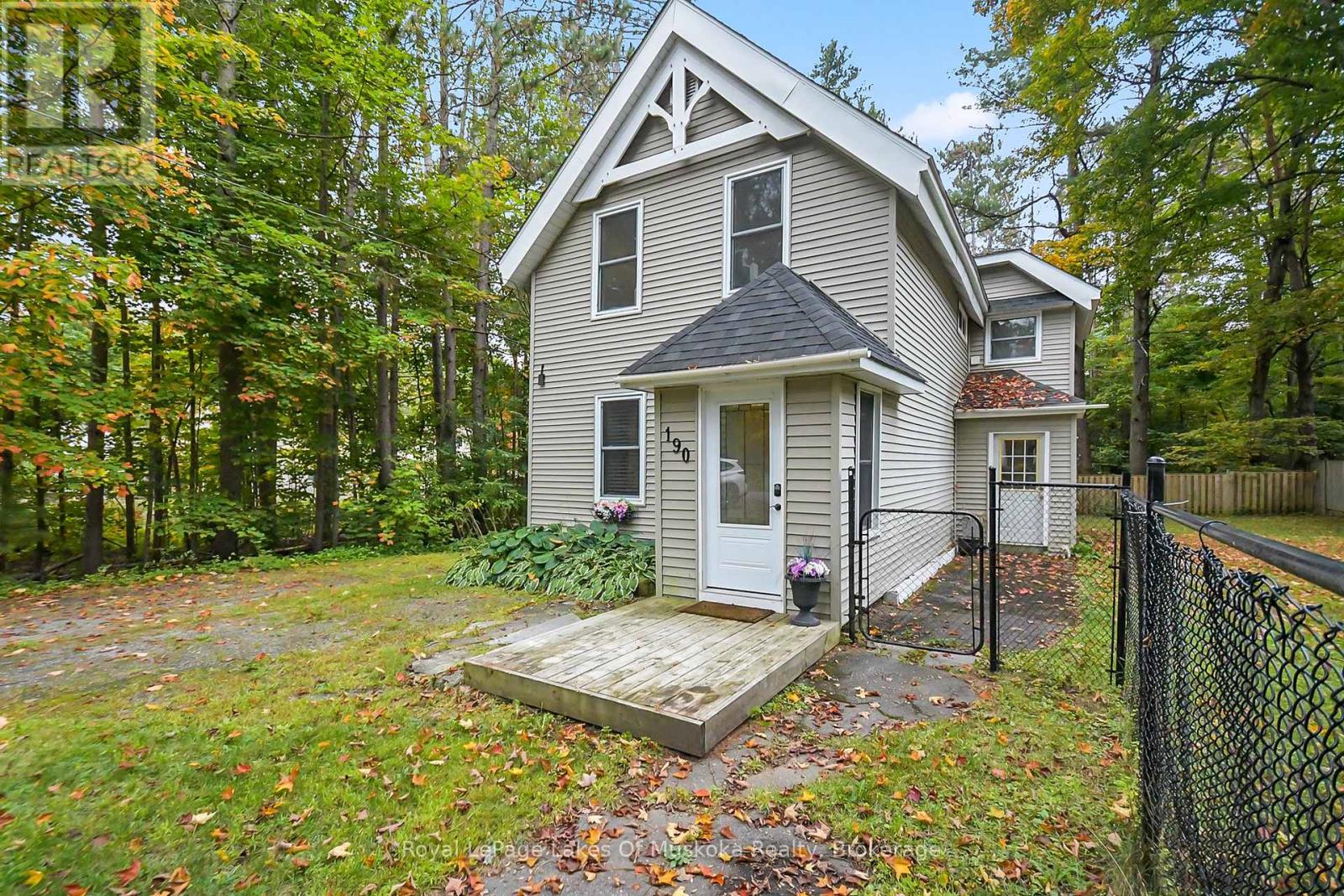 190 Maple Street, Bracebridge, Ontario  P1L 1K4 - Photo 24 - X12436821