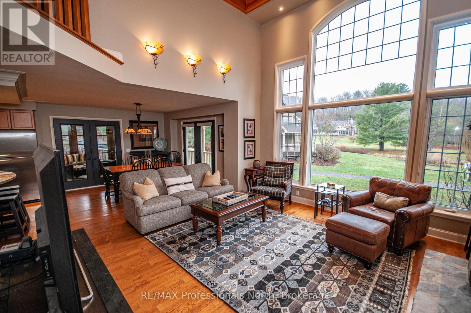 Carling 4, W10 - 3876 Muskoka Road 118 West, Muskoka Lakes, Ontario  P0B 1J0 - Photo 15 - X12437655