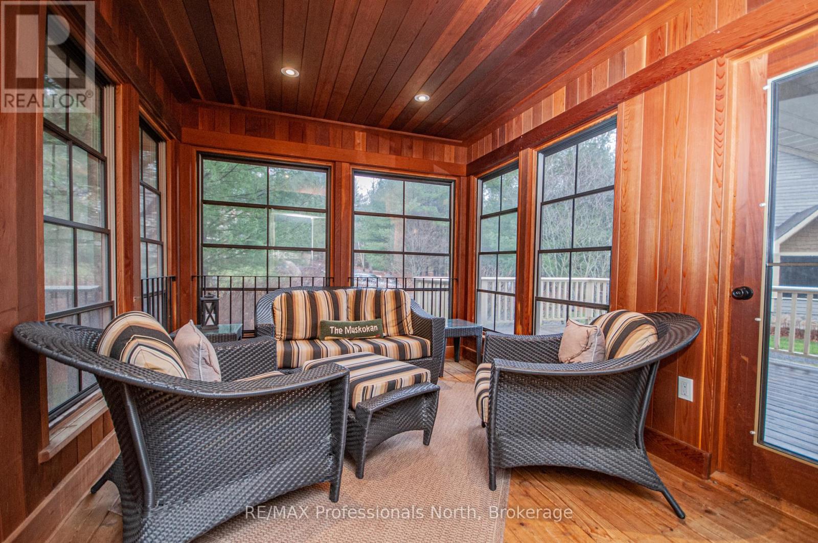 Carling 4, W10 - 3876 Muskoka Road 118 West, Muskoka Lakes, Ontario  P0B 1J0 - Photo 17 - X12437655