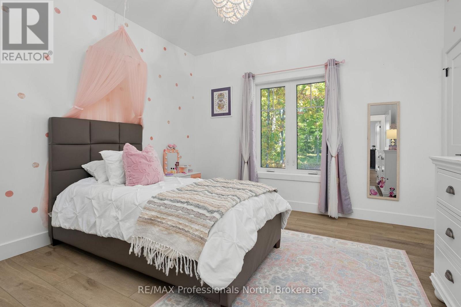 1034 Xavier Street, Gravenhurst, Ontario  P0E 1G0 - Photo 30 - X12437694