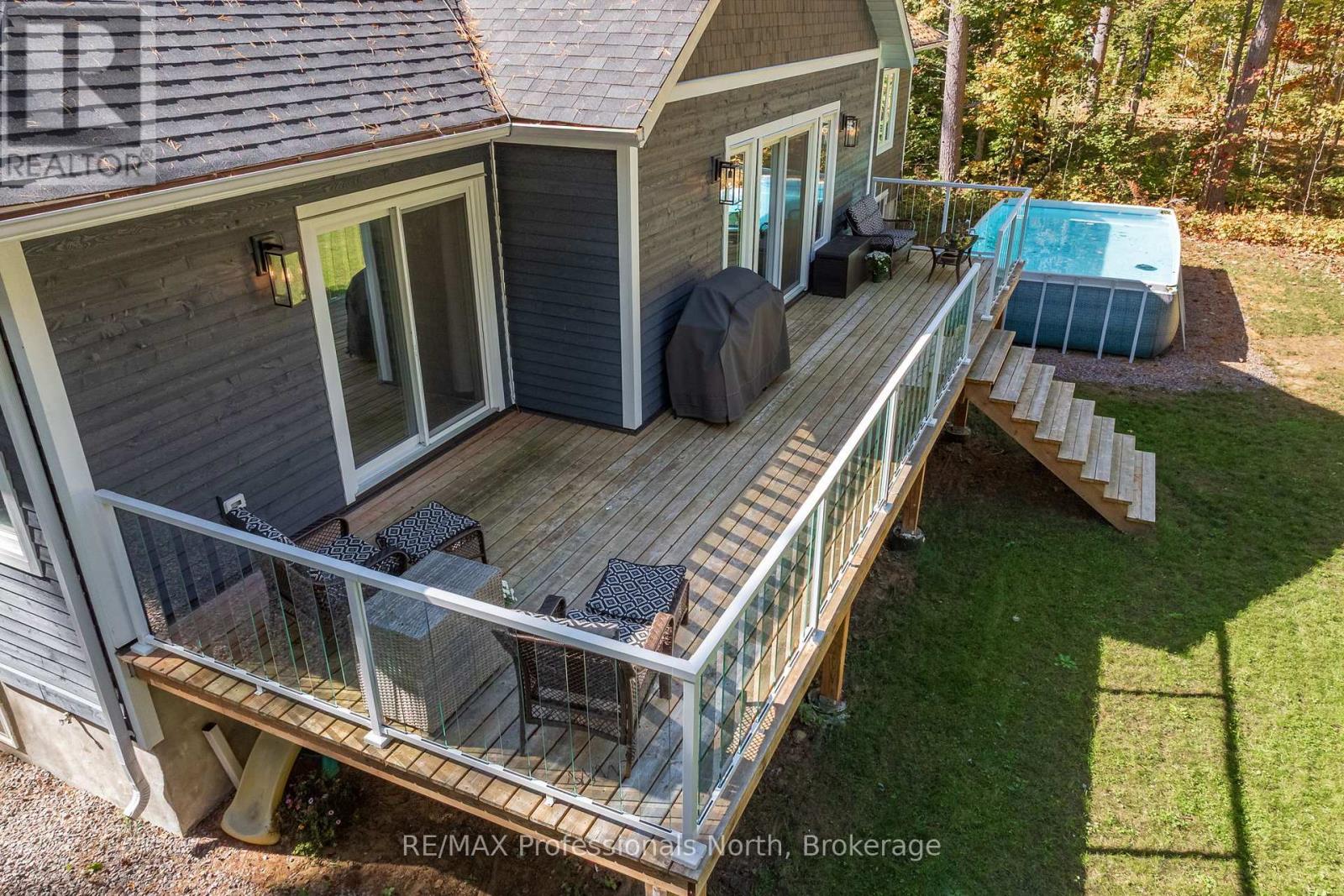 1034 Xavier Street, Gravenhurst, Ontario  P0E 1G0 - Photo 33 - X12437694