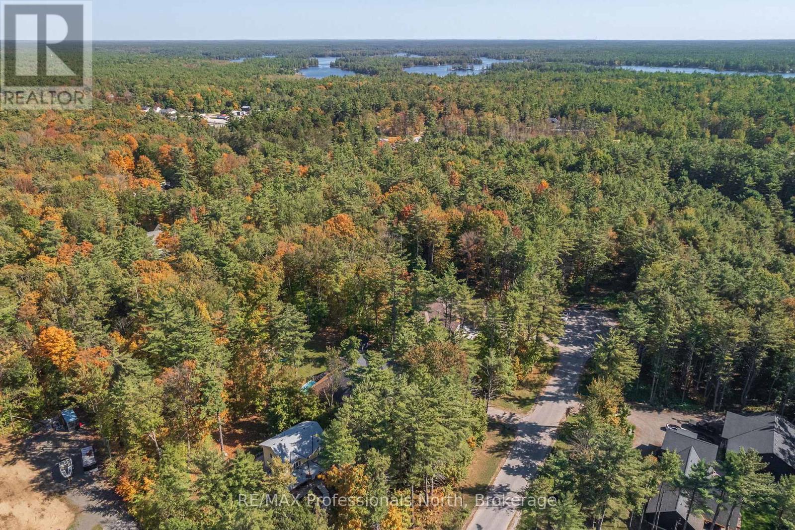 1034 Xavier Street, Gravenhurst, Ontario  P0E 1G0 - Photo 48 - X12437694