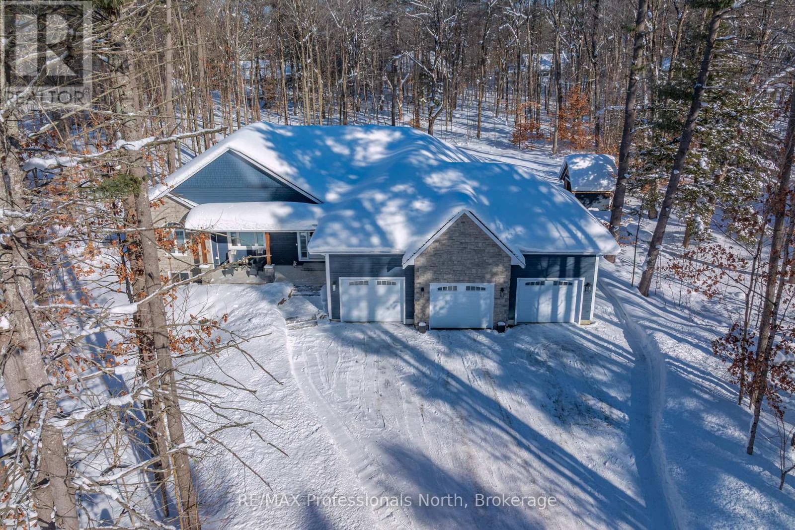 1034 Xavier Street, Gravenhurst, Ontario  P0E 1G0 - Photo 50 - X12437694