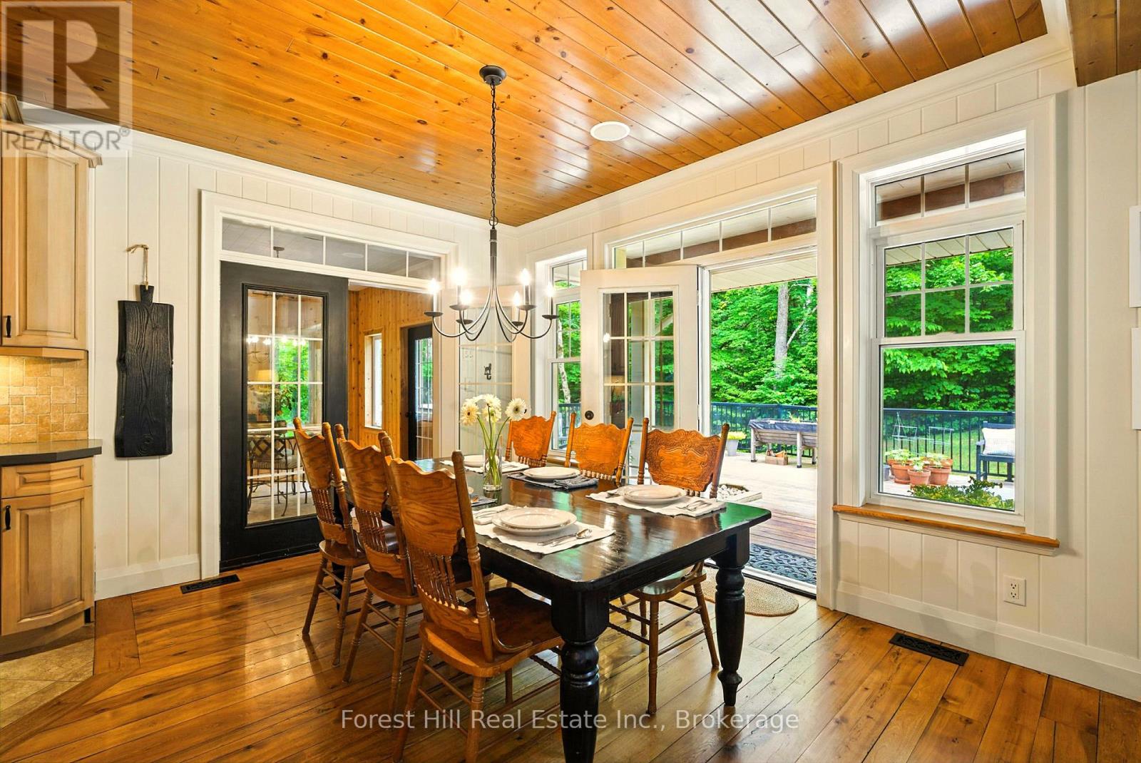 1474 Etwell Road, Huntsville, Ontario  P1H 2J2 - Photo 10 - X12438715