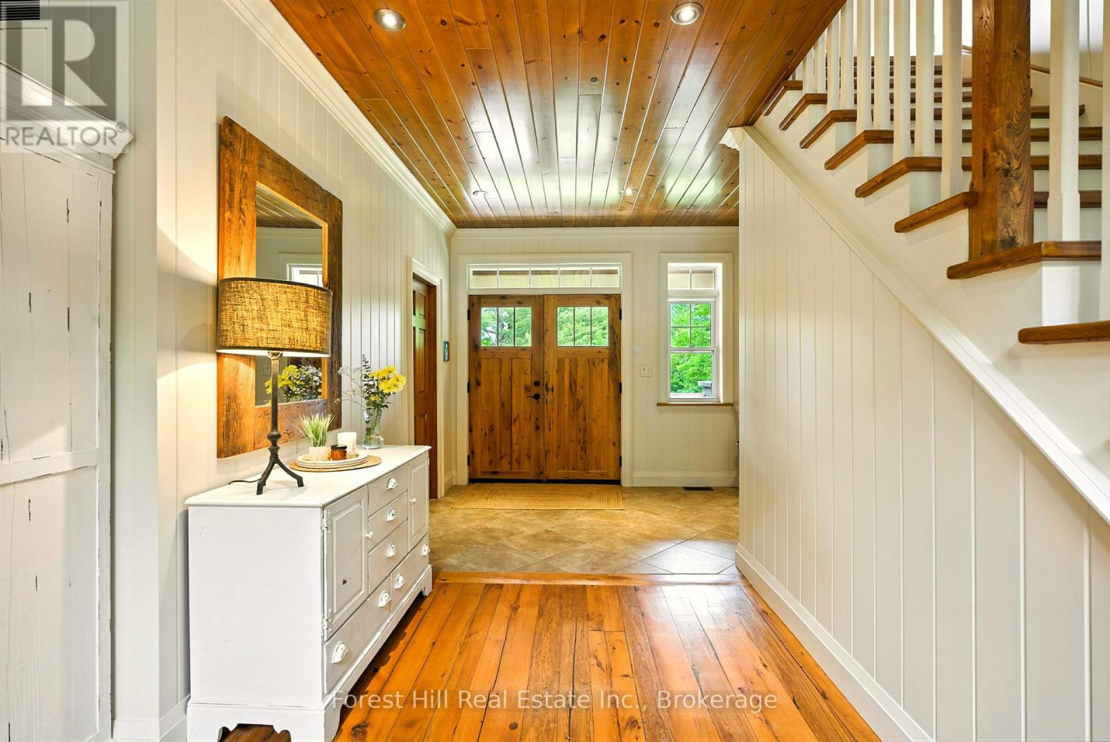 1474 Etwell Road, Huntsville, Ontario  P1H 2J2 - Photo 8 - X12438715