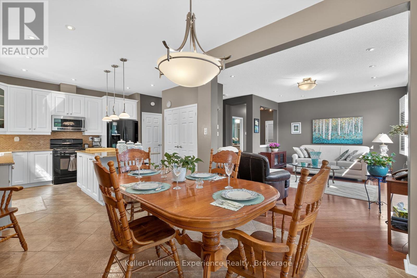 44 Fieldstream Chase, Bracebridge, Ontario  P1L 0B2 - Photo 13 - X12439312