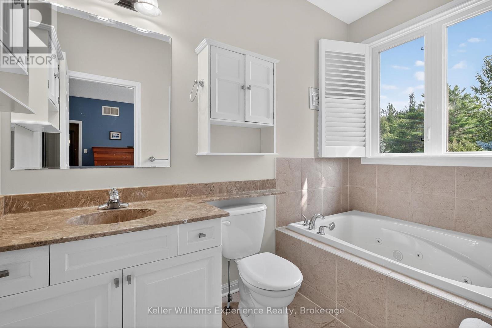 44 Fieldstream Chase, Bracebridge, Ontario  P1L 0B2 - Photo 17 - X12439312