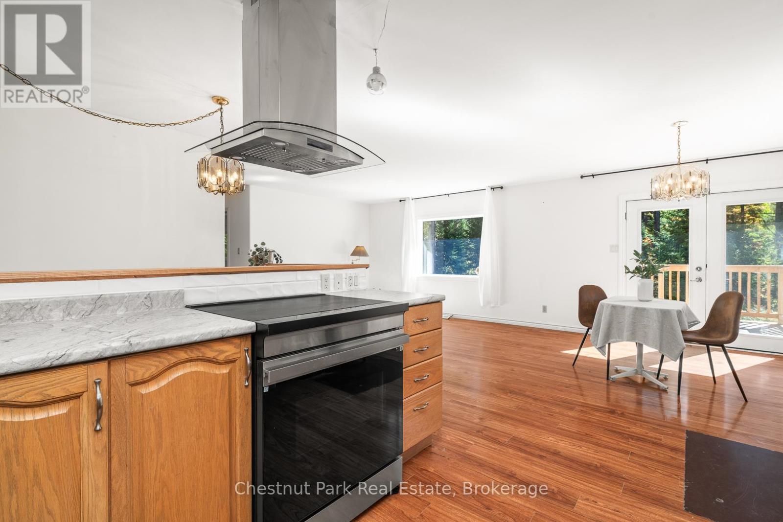 2830 Etwell Road, Huntsville, Ontario  P1H 2J2 - Photo 14 - X12439344