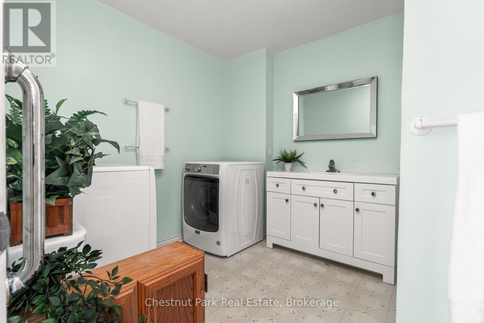 2830 Etwell Road, Huntsville, Ontario  P1H 2J2 - Photo 21 - X12439344