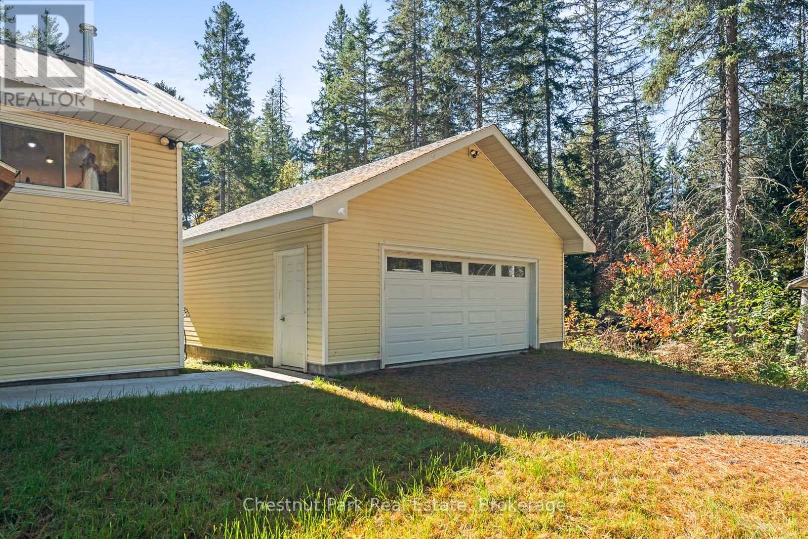 2830 Etwell Road, Huntsville, Ontario  P1H 2J2 - Photo 38 - X12439344