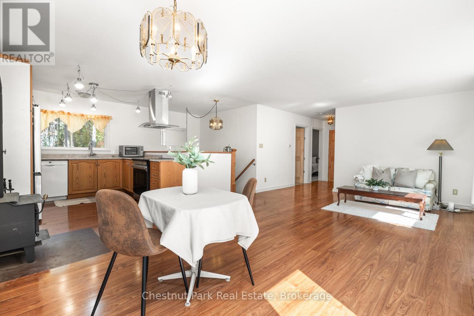 2830 Etwell Road, Huntsville, Ontario  P1H 2J2 - Photo 9 - X12439344