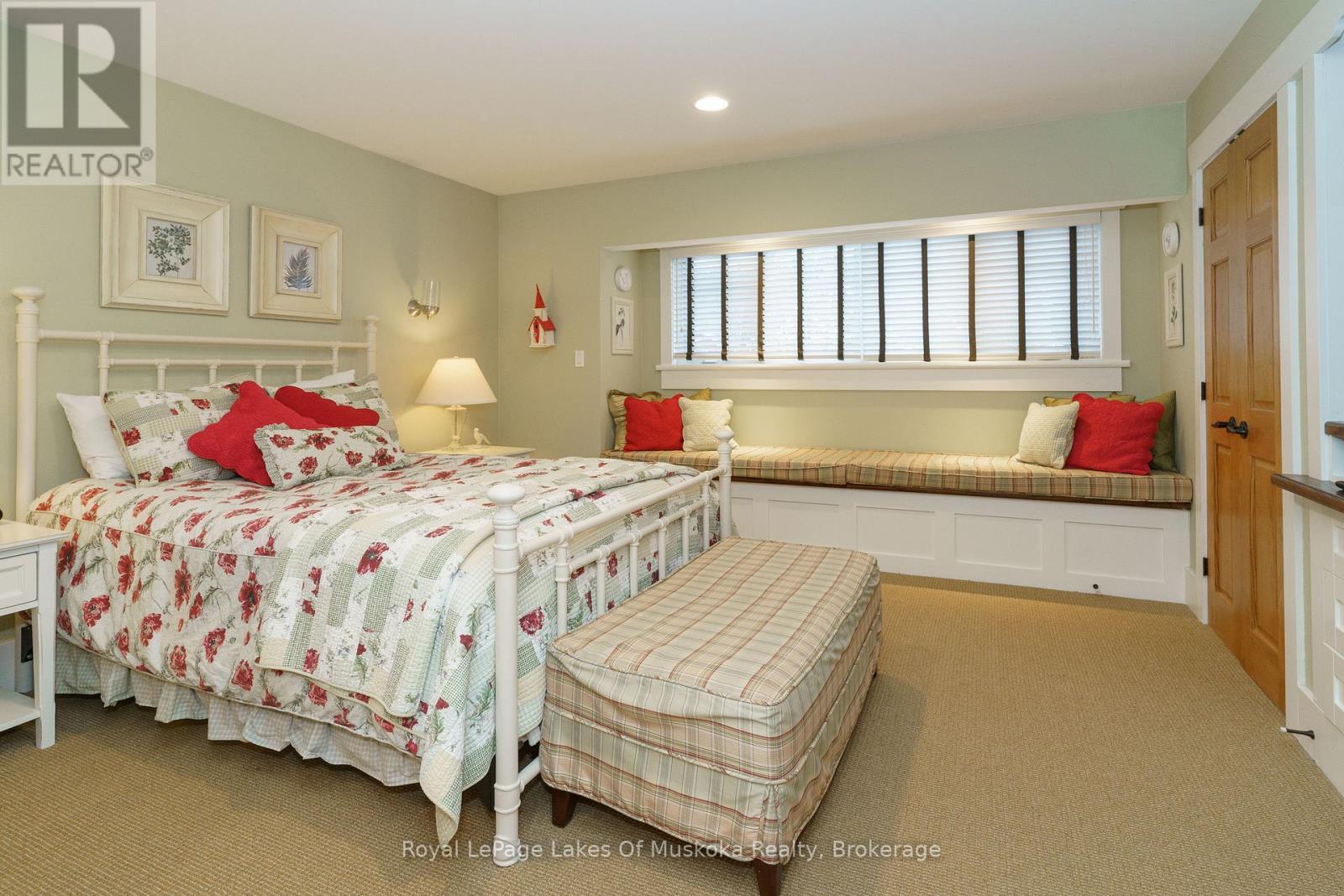 Villa 1, Week 7 - 1020 Birch Glen Road, Lake Of Bays, Ontario  P0B 1A0 - Photo 20 - X12440950