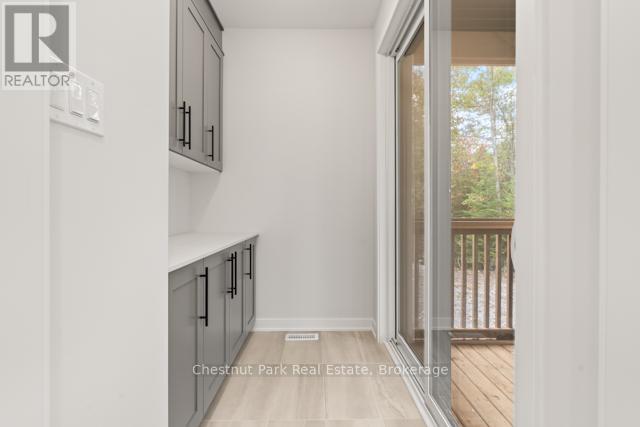 87 - 1019 Pondview Court, Lake Of Bays, Ontario  P1H 2J6 - Photo 13 - X12441767