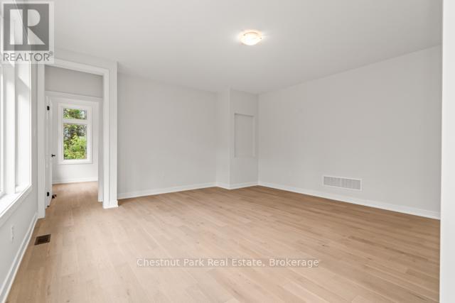 87 - 1019 Pondview Court, Lake Of Bays, Ontario  P1H 2J6 - Photo 16 - X12441767