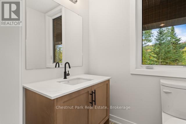 87 - 1019 Pondview Court, Lake Of Bays, Ontario  P1H 2J6 - Photo 26 - X12441767