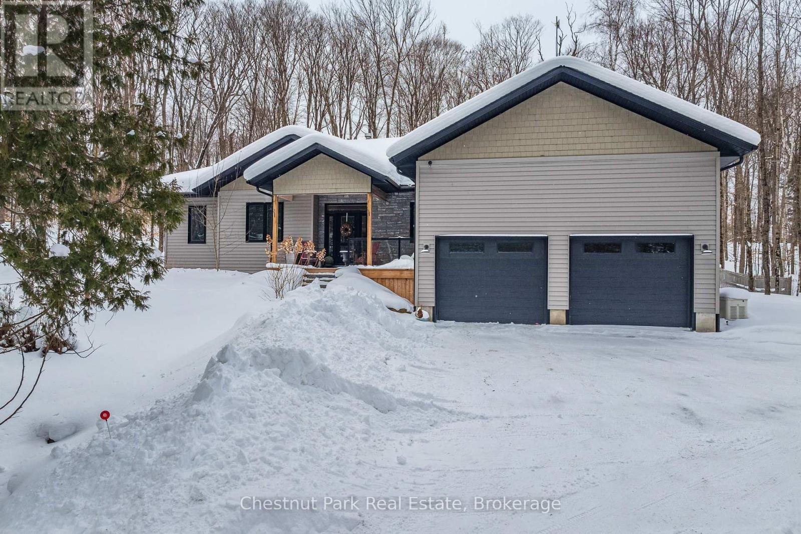 170 Springfield Road, Huntsville, Ontario  P1H 0H8 - Photo 3 - X12442339