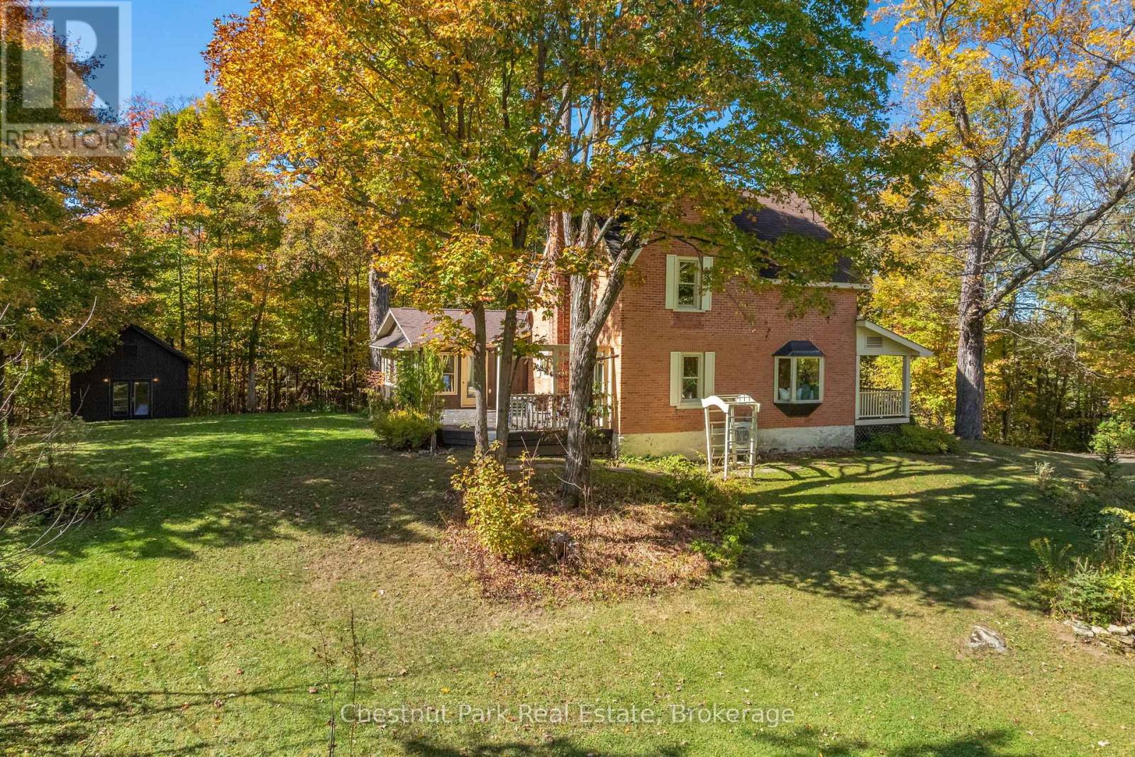 2360 60 Highway, Lake Of Bays, Ontario  P1H 2E5 - Photo 43 - X12443768