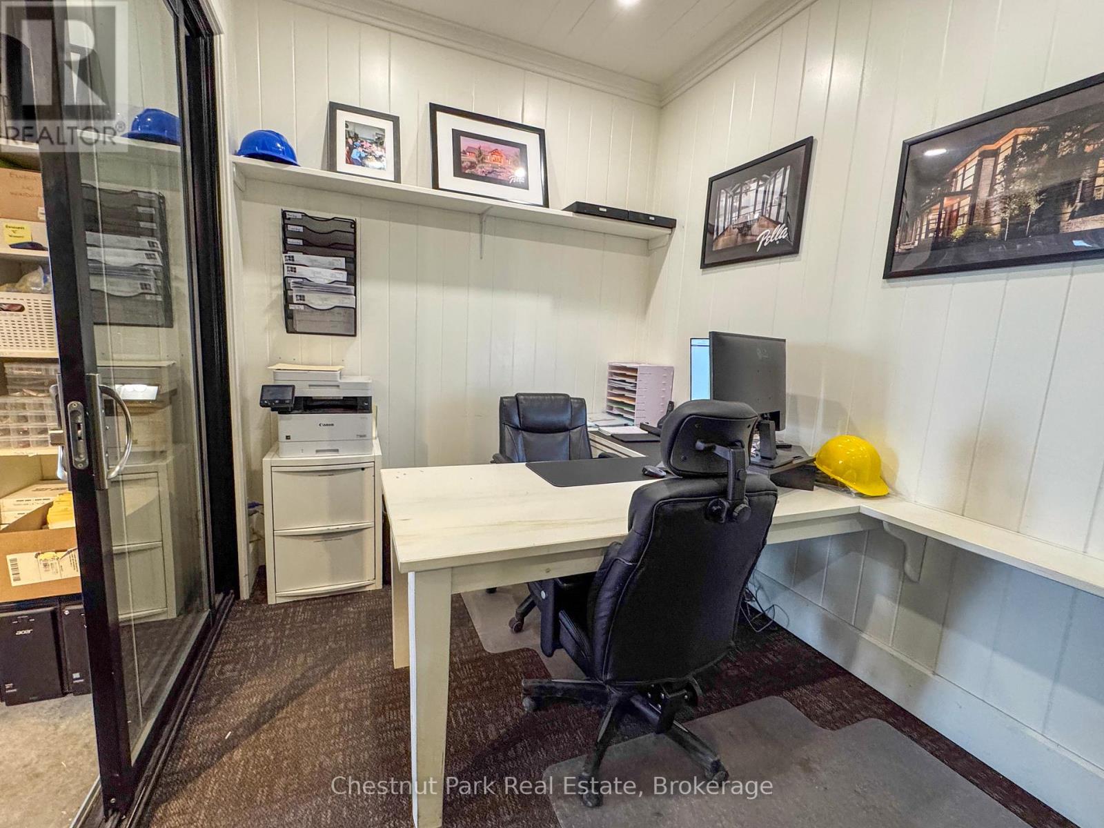 1004 Maple Street, Muskoka Lakes, Ontario  P0C 1A0 - Photo 13 - X12444403