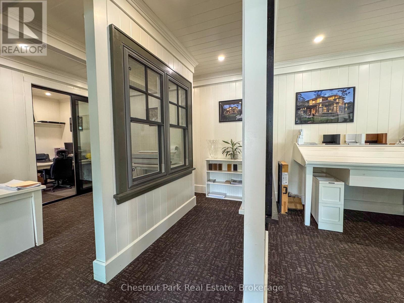 1004 Maple Street, Muskoka Lakes, Ontario  P0C 1A0 - Photo 7 - X12444403