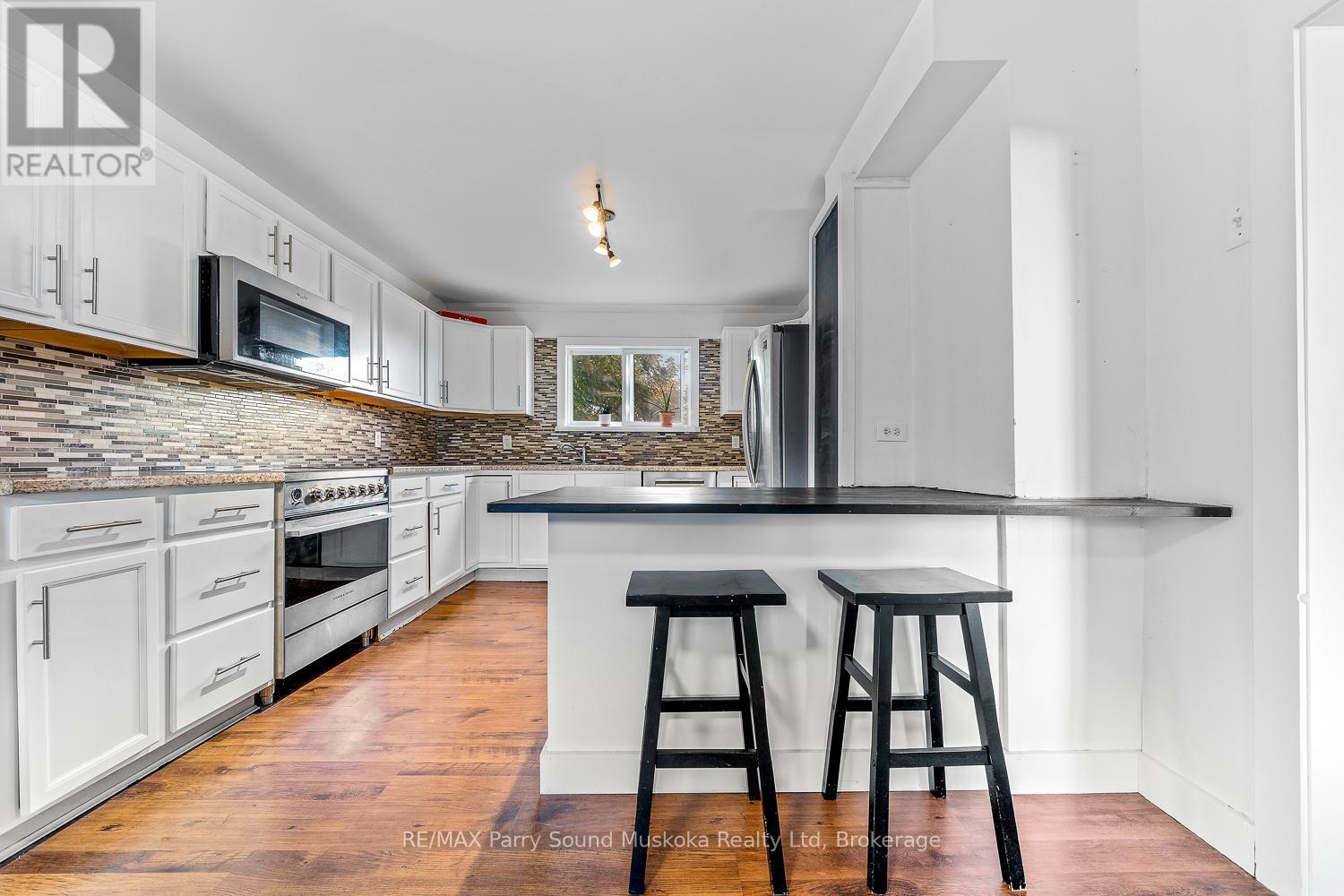 502 High Street, Georgian Bay, Ontario  P0C 1H0 - Photo 31 - X12444546