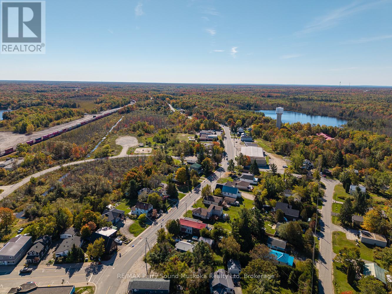 502 High Street, Georgian Bay, Ontario  P0C 1H0 - Photo 5 - X12444546