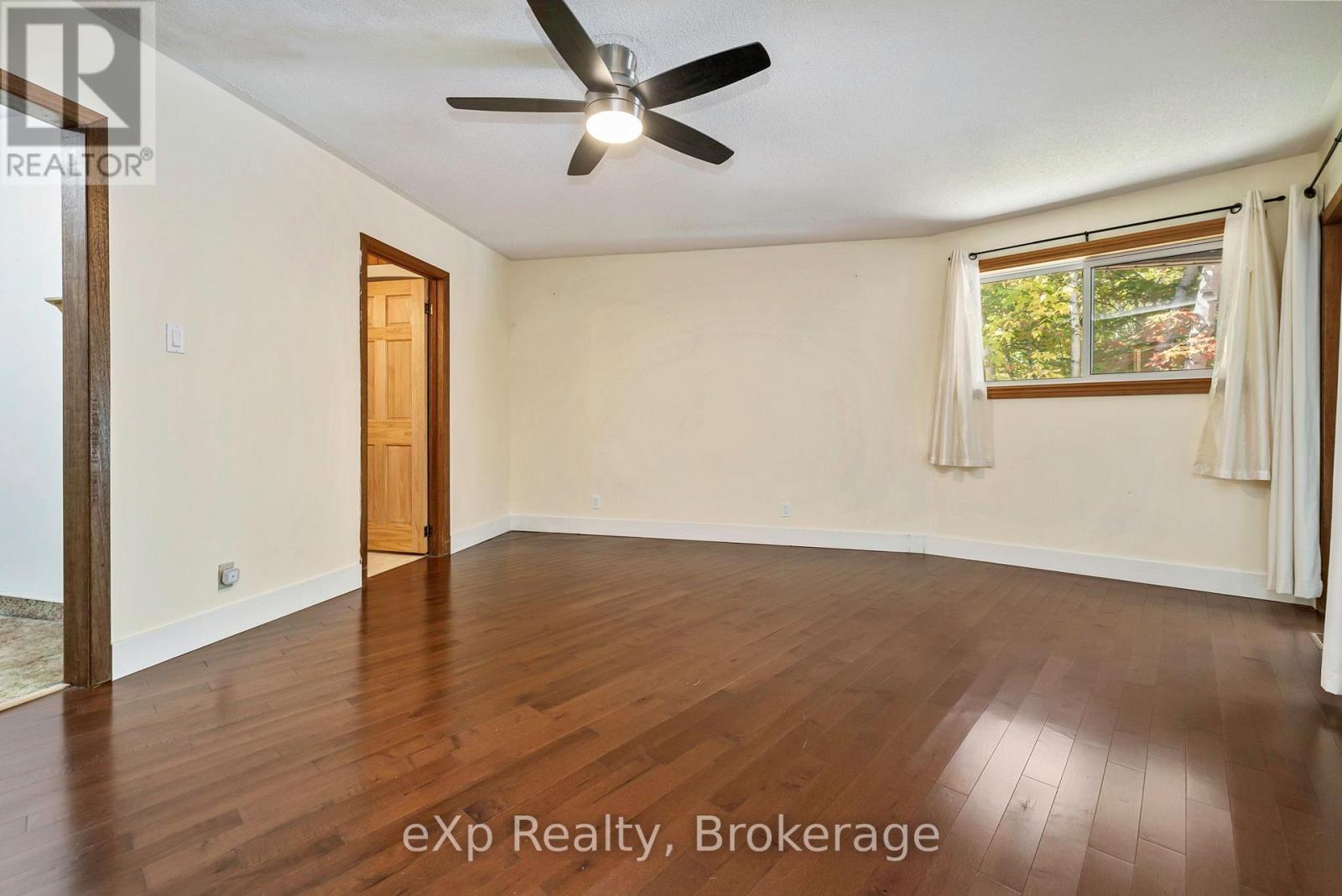 18 Kristen Heights, Parry Sound, Ontario  P2A 2Z6 - Photo 16 - X12444974