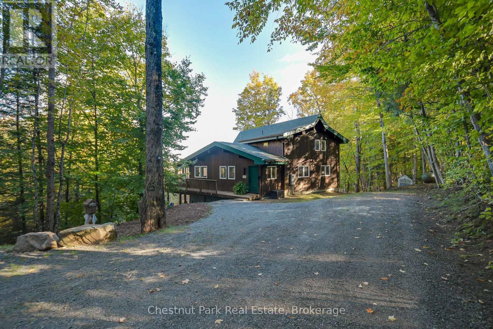 1033 Point Ideal Road, Lake Of Bays, Ontario  P0A 1H0 - Photo 3 - X12445195