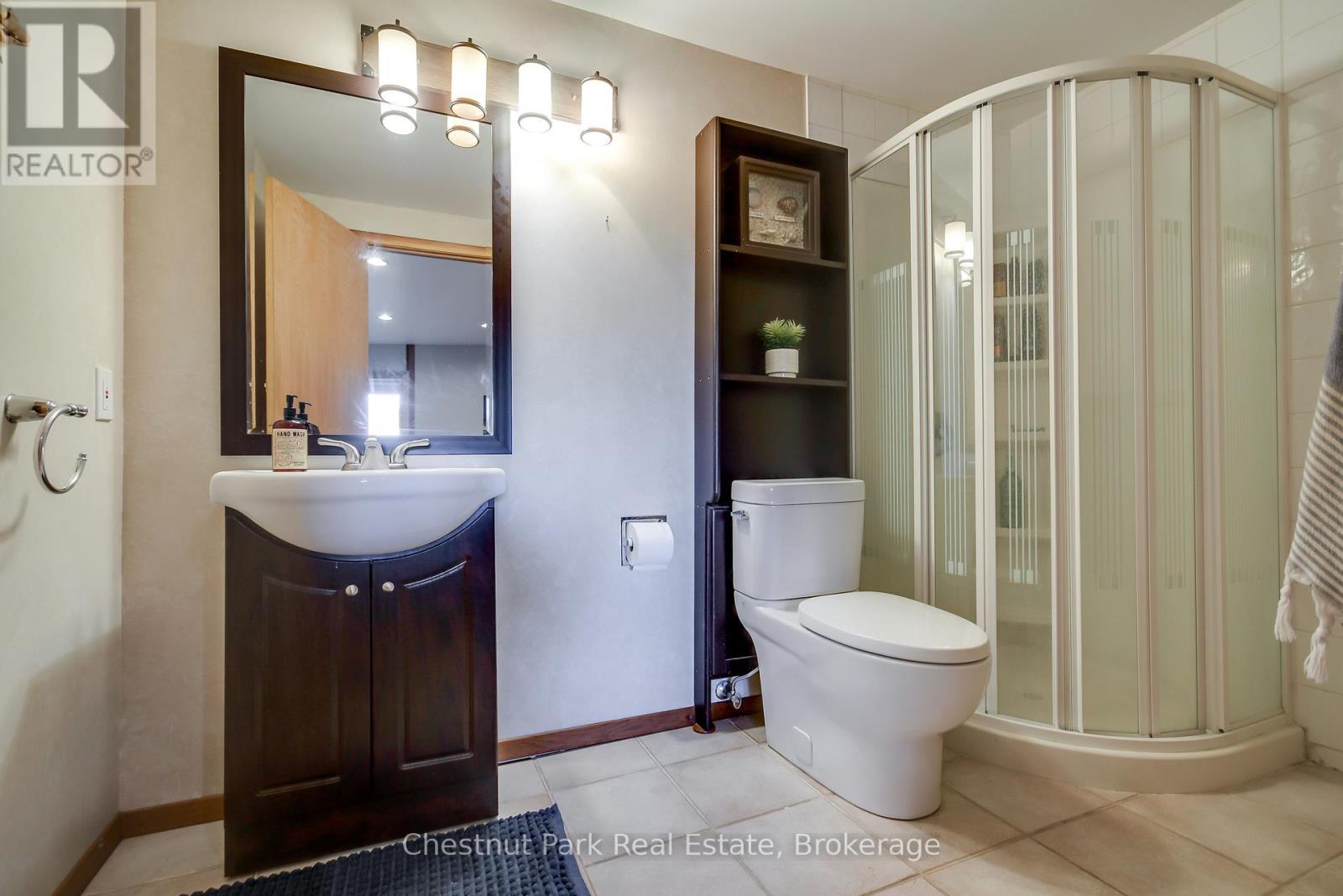 1033 Point Ideal Road, Lake Of Bays, Ontario  P0A 1H0 - Photo 34 - X12445195