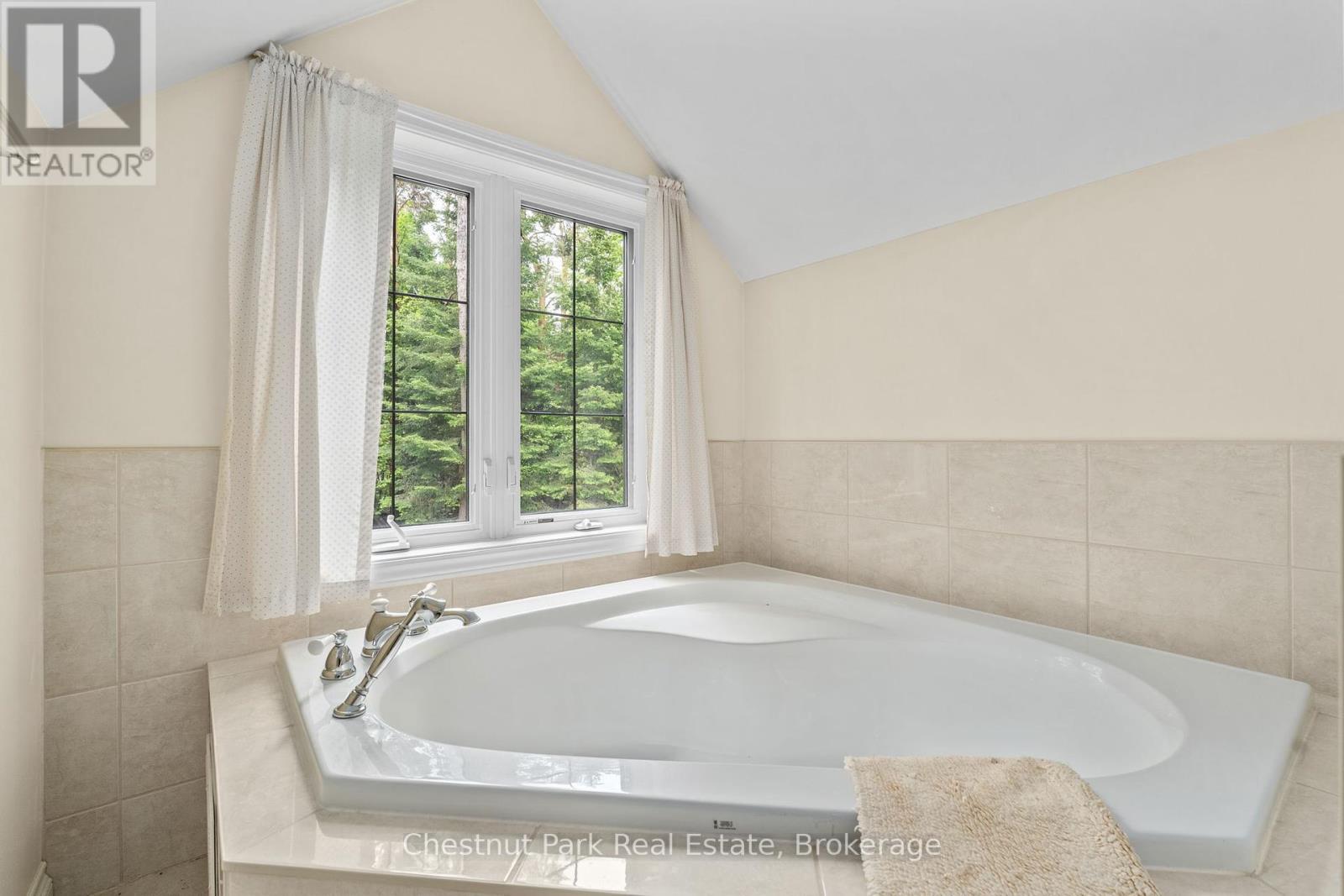 1 & 2 - 1230 Miriam Drive, Bracebridge, Ontario  P1L 1X1 - Photo 23 - X12445427