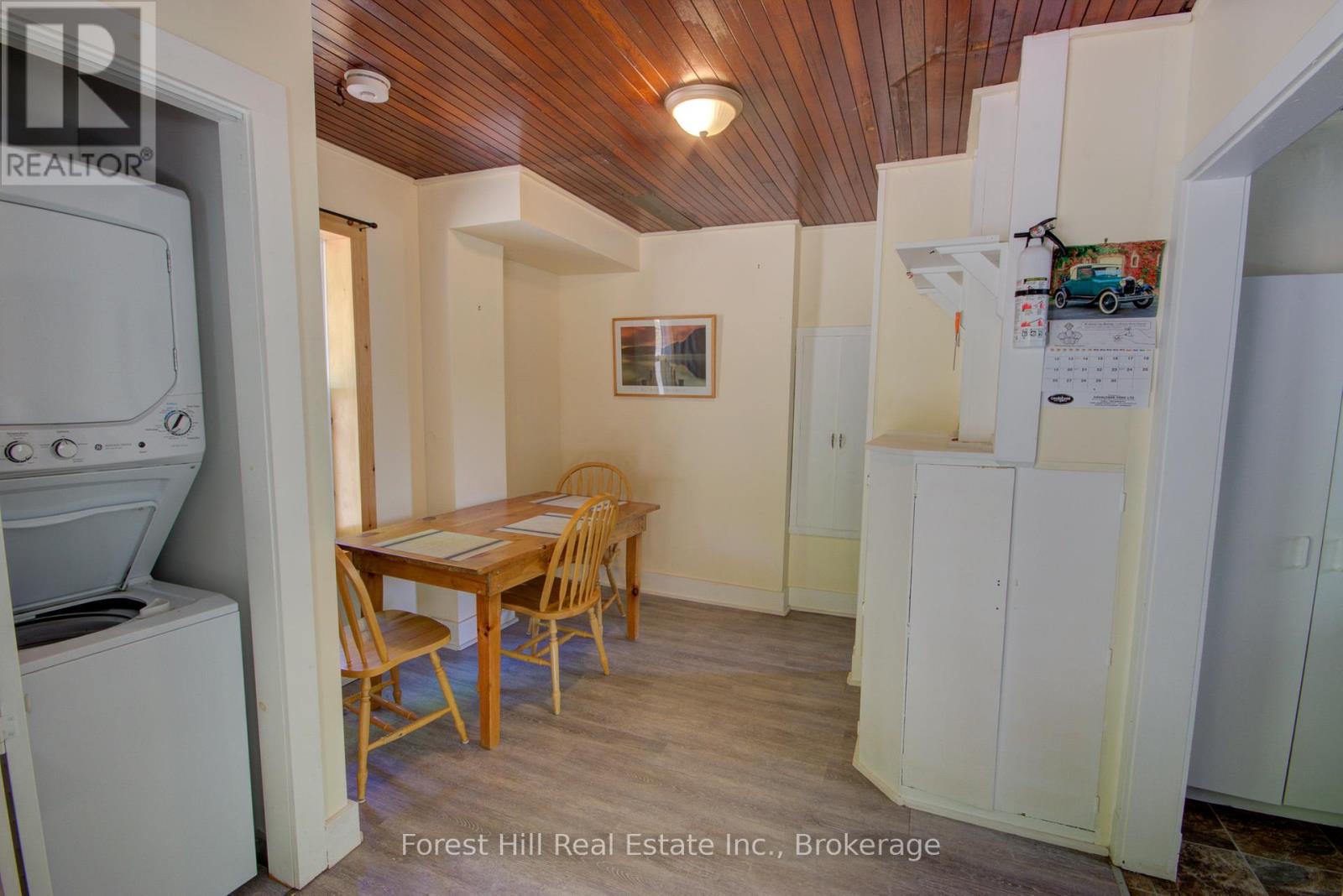 4061 Muskoka Rd 169 Highway, Muskoka Lakes, Ontario  P0B 1J0 - Photo 10 - X12446717