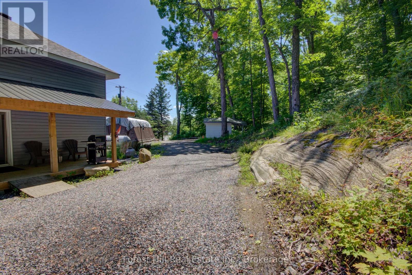 4061 Muskoka Rd 169 Highway, Muskoka Lakes, Ontario  P0B 1J0 - Photo 9 - X12446717