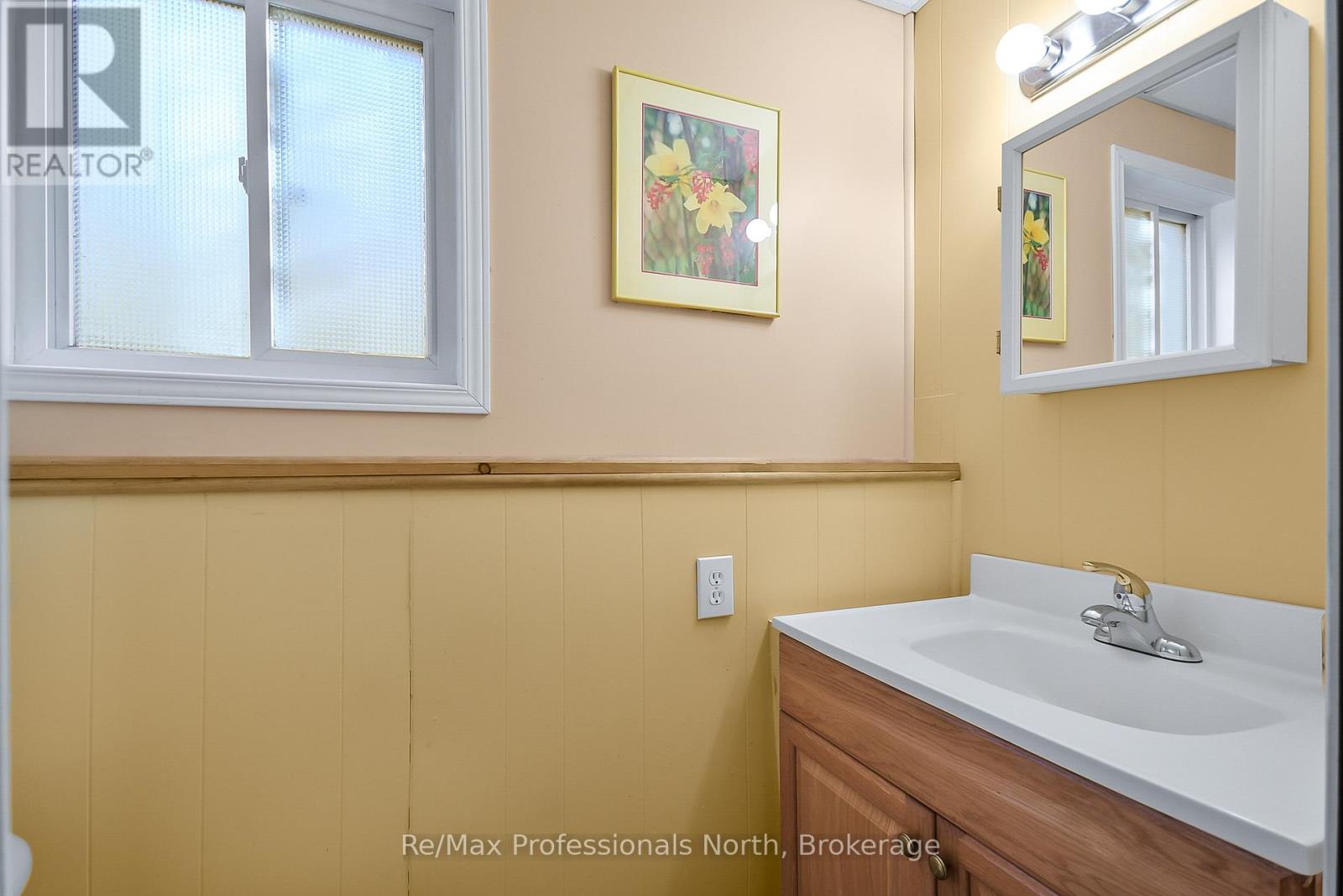 1200 Muskoka Road N, Gravenhurst, Ontario  P1P 1R7 - Photo 22 - X12446973