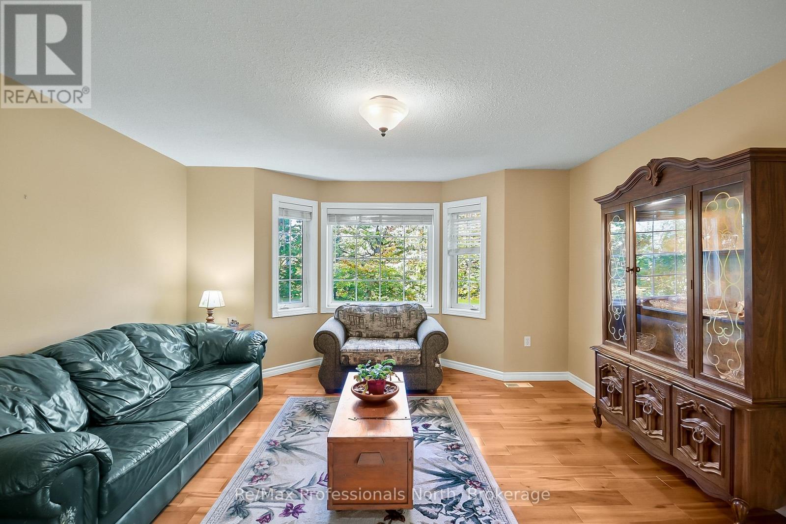 1200 Muskoka Road N, Gravenhurst, Ontario  P1P 1R7 - Photo 6 - X12446973