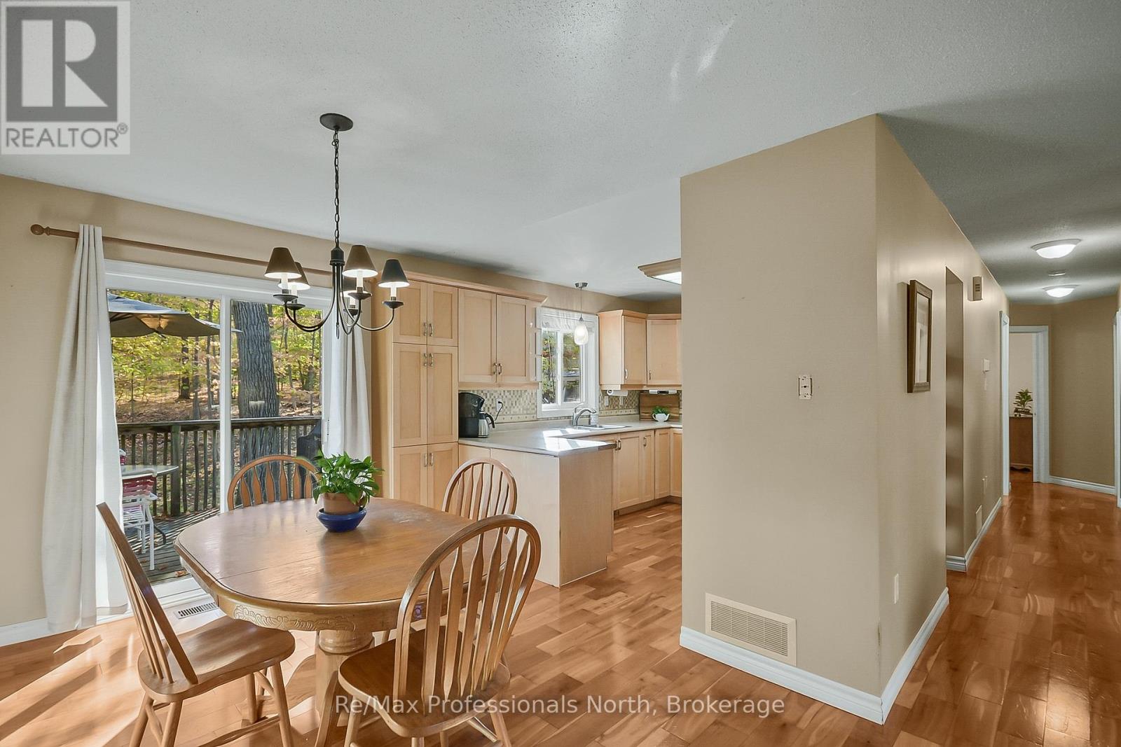 1200 Muskoka Road N, Gravenhurst, Ontario  P1P 1R7 - Photo 7 - X12446973