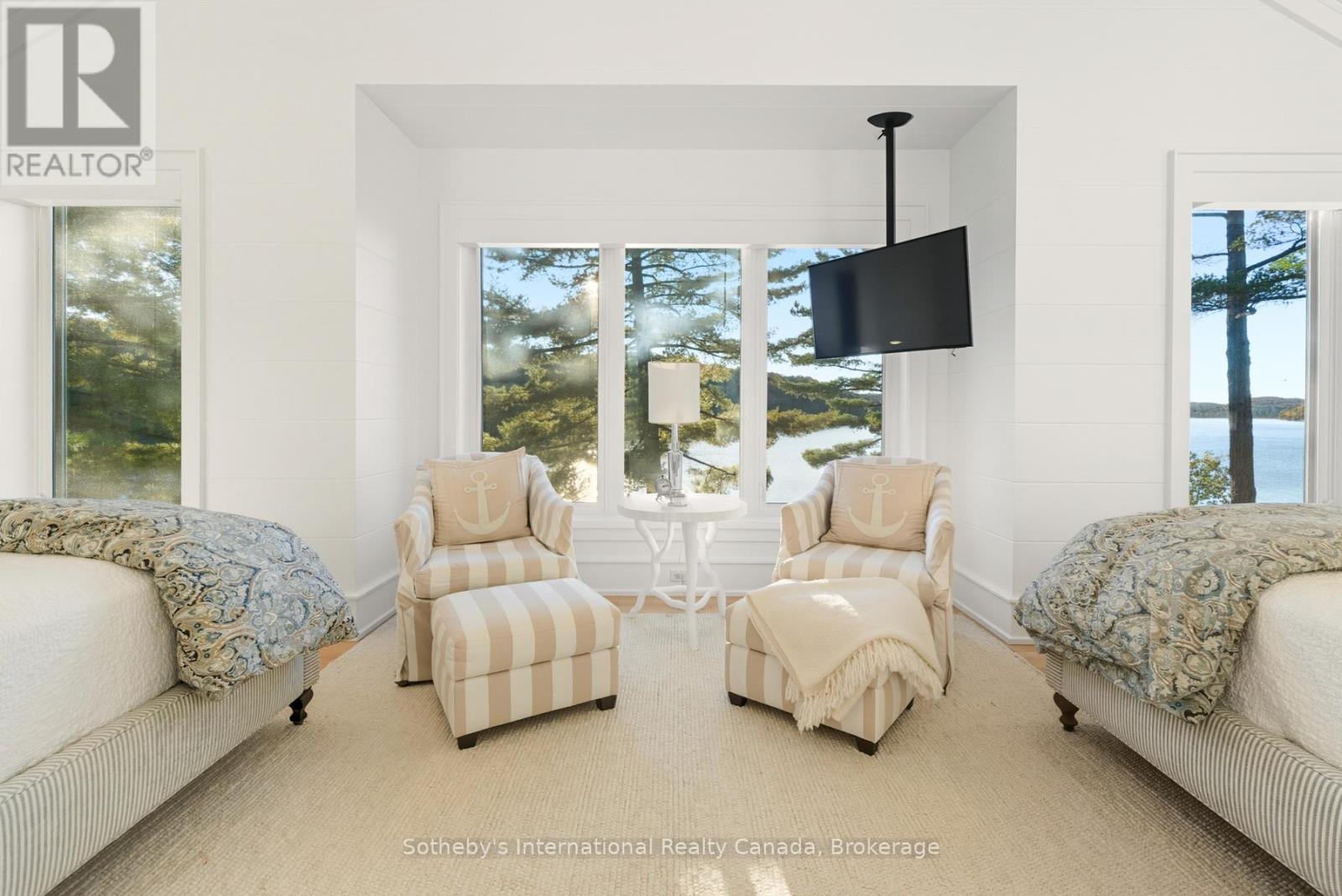 800 Big Island Road, Huntsville, Ontario  P1H 2J2 - Photo 16 - X12447480