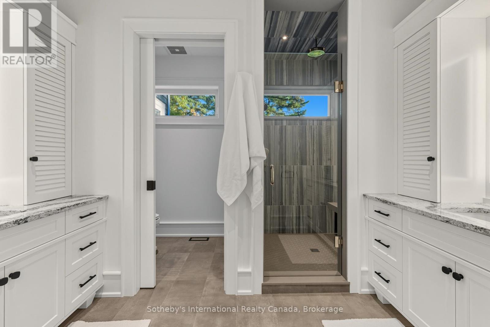 800 Big Island Road, Huntsville, Ontario  P1H 2J2 - Photo 17 - X12447480