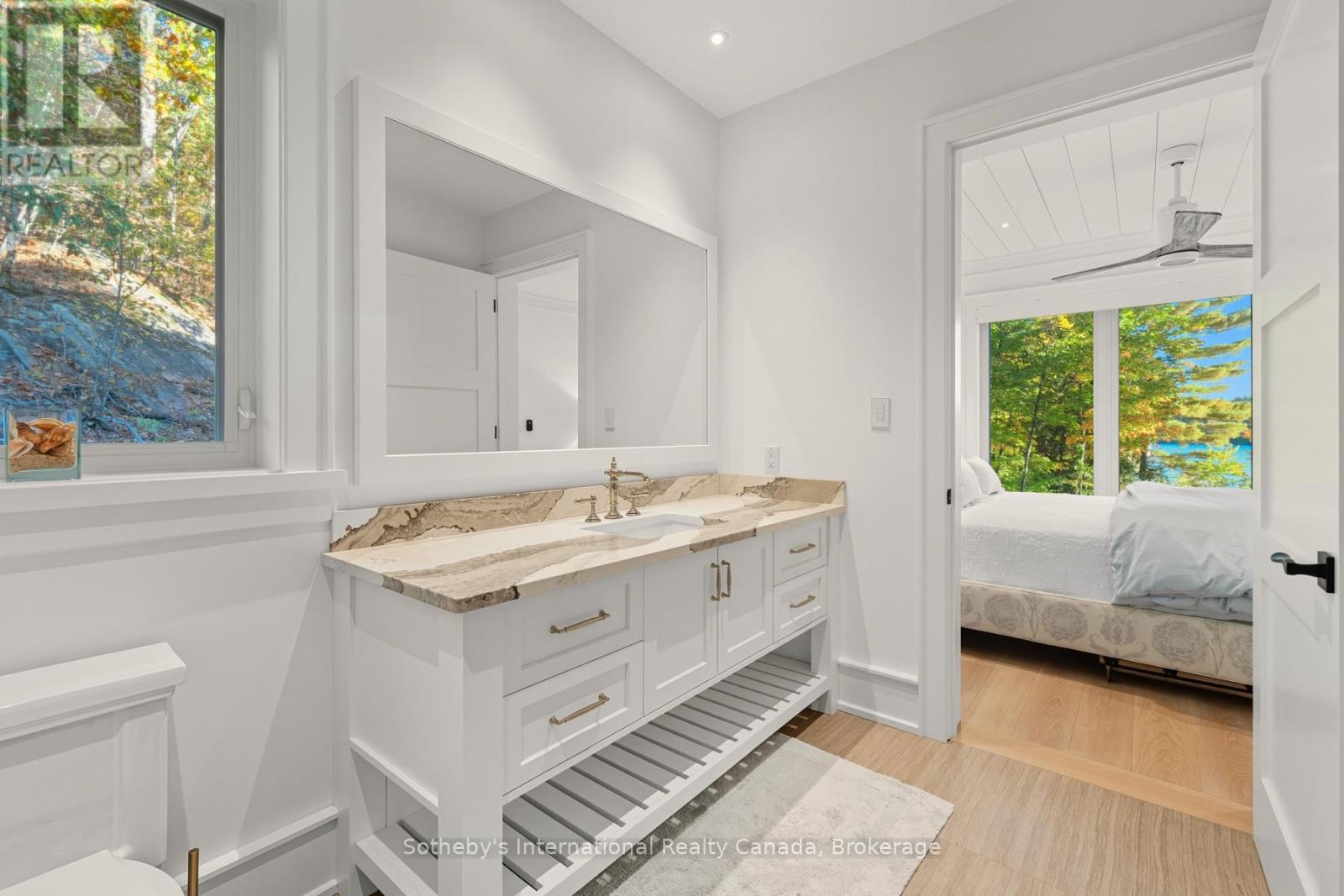 800 Big Island Road, Huntsville, Ontario  P1H 2J2 - Photo 21 - X12447480