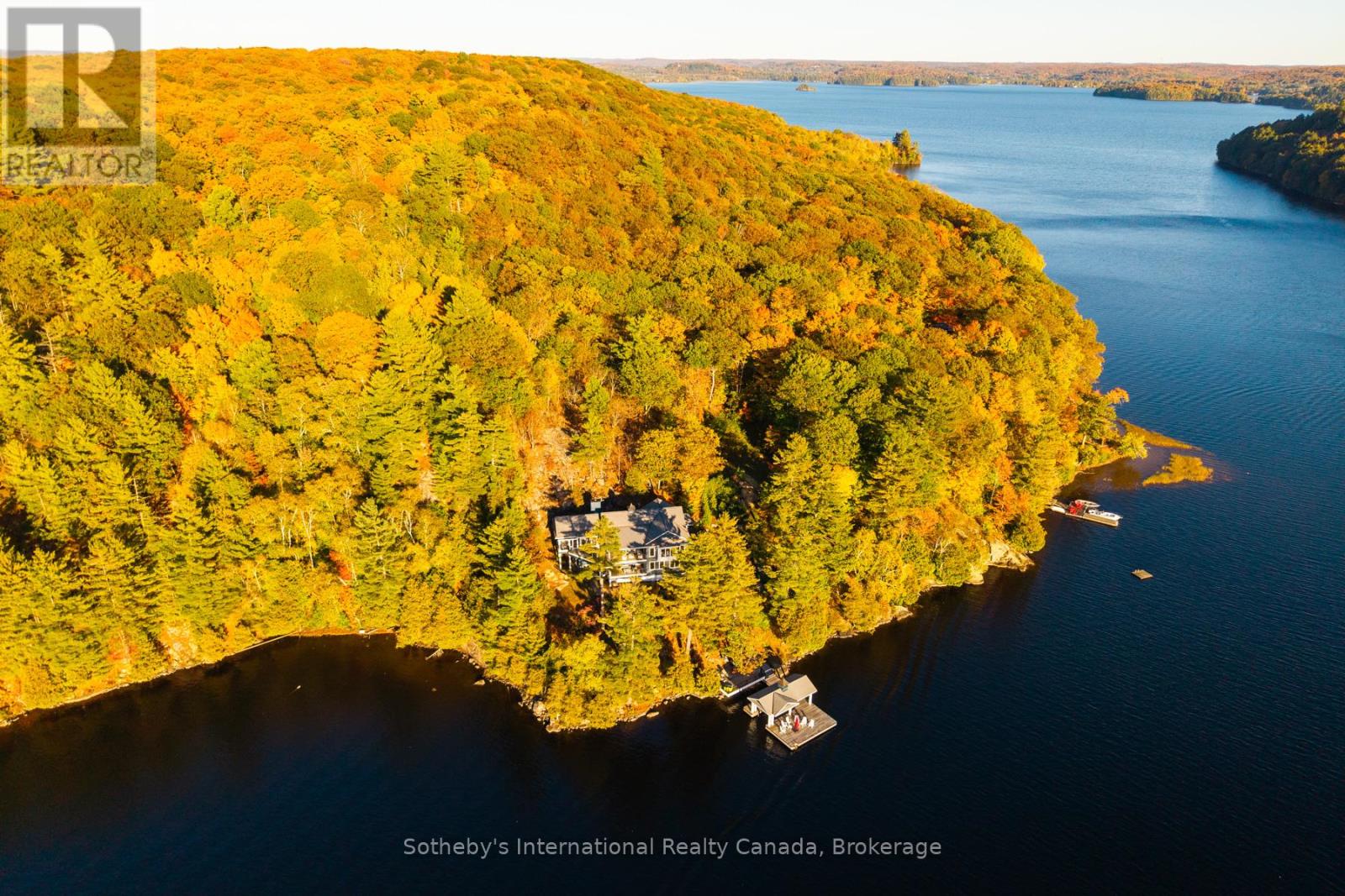 800 Big Island Road, Huntsville, Ontario  P1H 2J2 - Photo 3 - X12447480