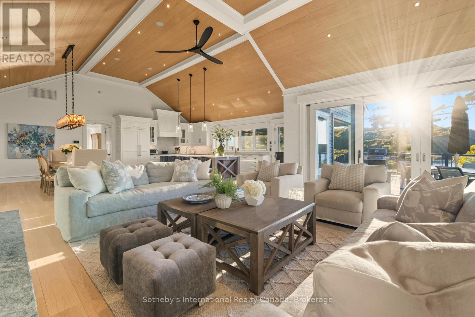 800 Big Island Road, Huntsville, Ontario  P1H 2J2 - Photo 7 - X12447480